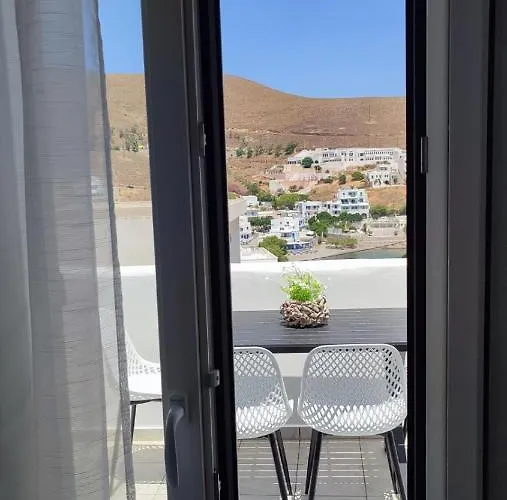 Isavella's House Pera Gyalos