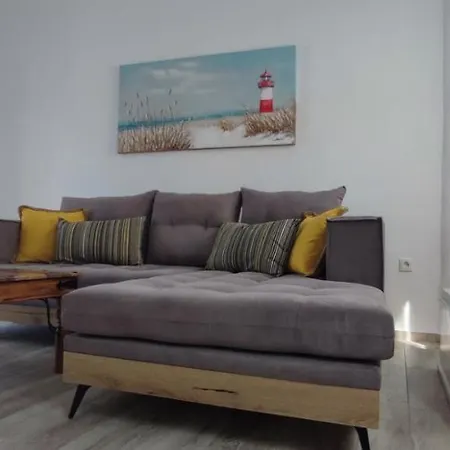 Isavella's House Hébergement de vacances *